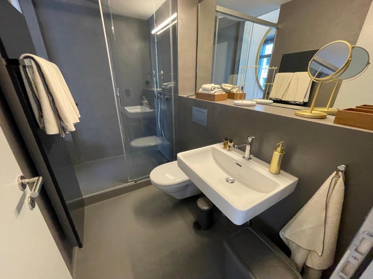 Apartemen Exclusive One Next To Main Station