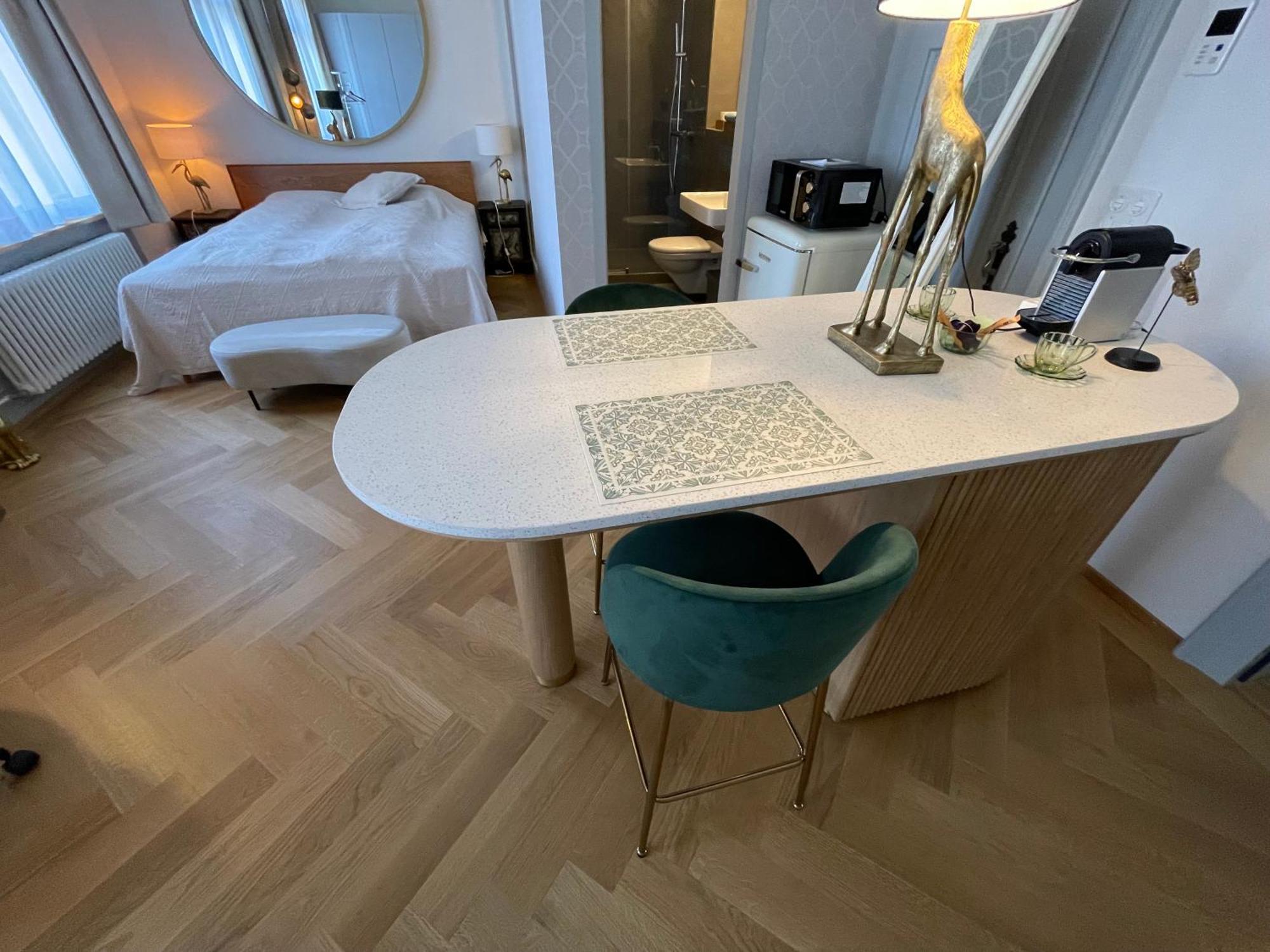 Exclusive One Next To Main Station Apartemen Zurich